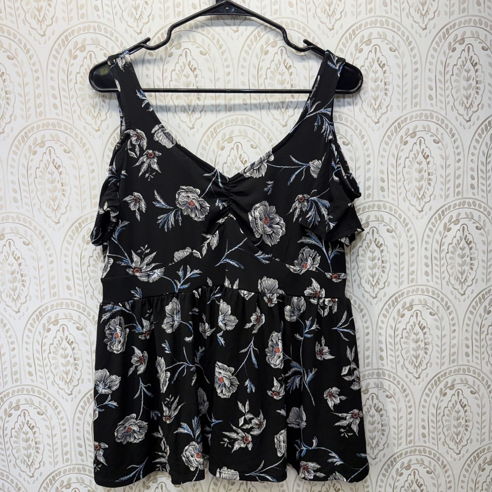 Torrid Babydoll Top Women 00 M Black Floral Cold Shoulder Ruffle Peplum Blouse